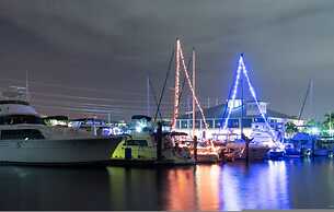 Villa Hibiscus - Waterfront Luxury Home - Punta Gorda FL