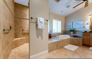 Villa Hibiscus - Waterfront Luxury Home - Punta Gorda FL