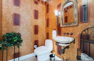 Villa Hibiscus - Waterfront Luxury Home - Punta Gorda FL