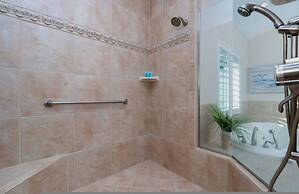 Villa Hibiscus - Waterfront Luxury Home - Punta Gorda FL