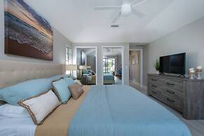 Villa Tropical - Waterfront Luxury Home in Punta Gorda FL