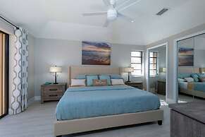 Villa Tropical - Waterfront Luxury Home in Punta Gorda FL