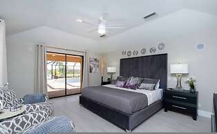 Villa Tropical - Waterfront Luxury Home in Punta Gorda FL