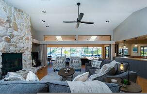 Villa Tropical - Waterfront Luxury Home in Punta Gorda FL
