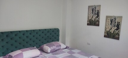 Casa Taupe