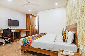 Hotel Divine Residency