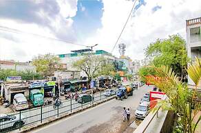 Hotel Divine Residency