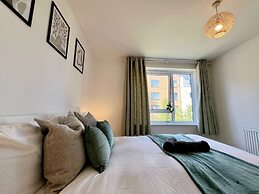 2br&2ba-balcony-freeparking-fastwifi-kingbed