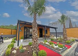 Club Armada Bungalov