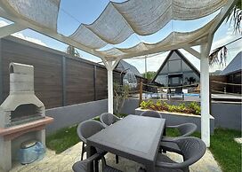 Club Armada Bungalov