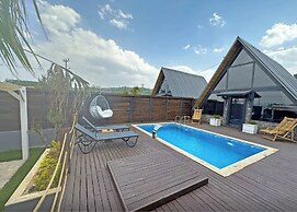 Club Armada Bungalov