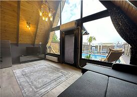 Club Armada Bungalov