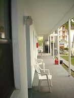 Miami Springs Inn