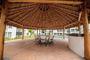 Cozy 2-Bedroom Retreat with Pool Access