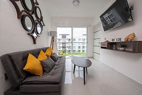 Cozy 2-Bedroom Retreat with Pool Access