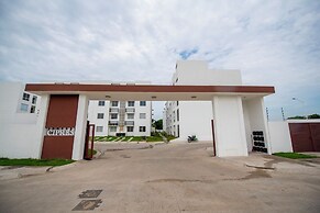 Cozy 2-Bedroom Retreat with Pool Access