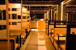 Fhandika Boutique Inc