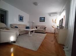 Apartments Zlata Rab