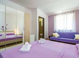 Cozy One Bedroom Apartment With Terrace