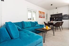 Modern Apartments With Private Balcony Kaštel Novi