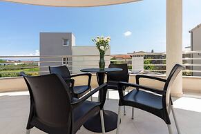 Modern Apartments With Private Balcony Kaštel Novi