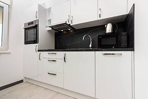 Modern Apartments With Private Balcony Kaštel Novi