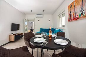 Modern Apartments With Private Balcony Kaštel Novi