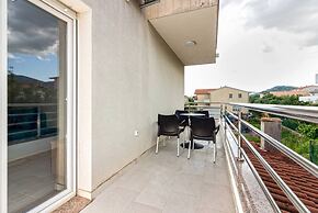 Modern Apartments With Private Balcony Kaštel Novi