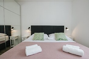 Spacious Luxury Trogir Apartments