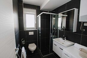 Spacious Luxury Trogir Apartments