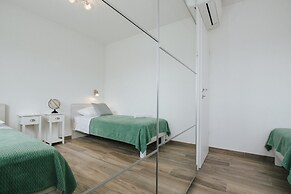 Spacious Luxury Trogir Apartments