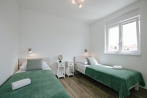 Spacious Luxury Trogir Apartments