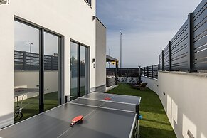 Scenic Kastel Luksic Apartments