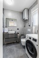 Scenic Kastel Luksic Apartments