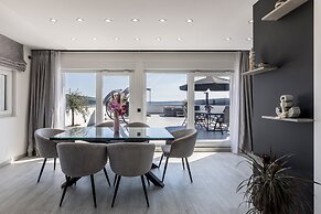 Scenic Kastel Luksic Apartments