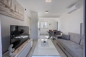 Scenic Kastel Luksic Apartments