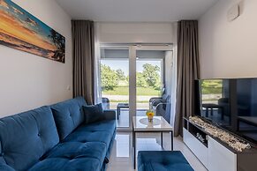 Scenic Kastel Luksic Apartments