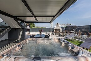 Scenic Kastel Luksic Apartments