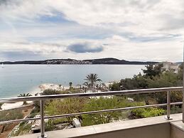 Trogir Sunny Apartments With Sea View