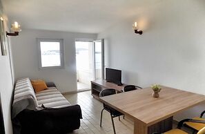 Trogir Sunny Apartments With Sea View