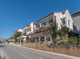 Charming Trogir Apartments With Balcony