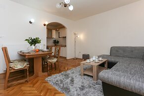 Sunny Elegant Apartments in Trogir