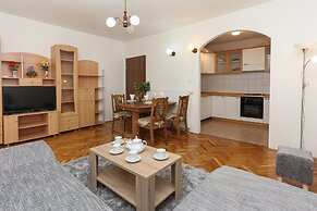 Sunny Elegant Apartments in Trogir