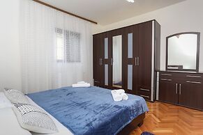 Sunny Elegant Apartments in Trogir