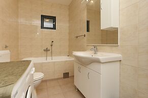 Sunny Elegant Apartments in Trogir