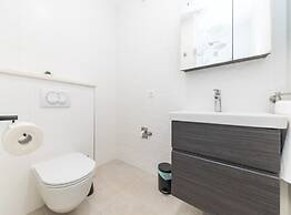 Scenic Elegant Trogir Villa With Pool