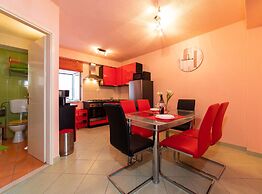 Seafront Villa With Furnished Sun Terrace, Close to the Beach