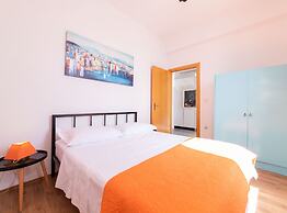 Seafront Villa With Furnished Sun Terrace, Close to the Beach