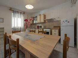 Beachfront Holiday Home With Hot Tub, Terrace, and Sea Views in Vinišć