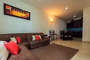 Spacious Villa with Pool, Soccer and Cricket Field